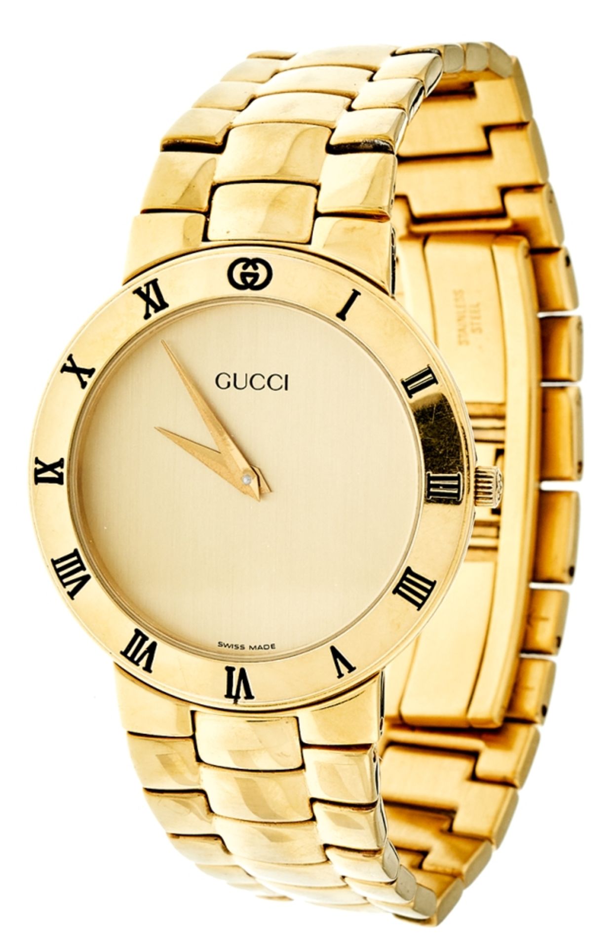 Gucci 3300.2 M wrist watch. Ca. 33 mm, gold-painted case, sapphire glass, quartz. Golden dial,
