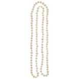 Barocke Zuchtperlenkette, endlos, Perlen einzeln geknotet, Größe der Perlen ca. 6,8- 9,8mm, L= ca. 5