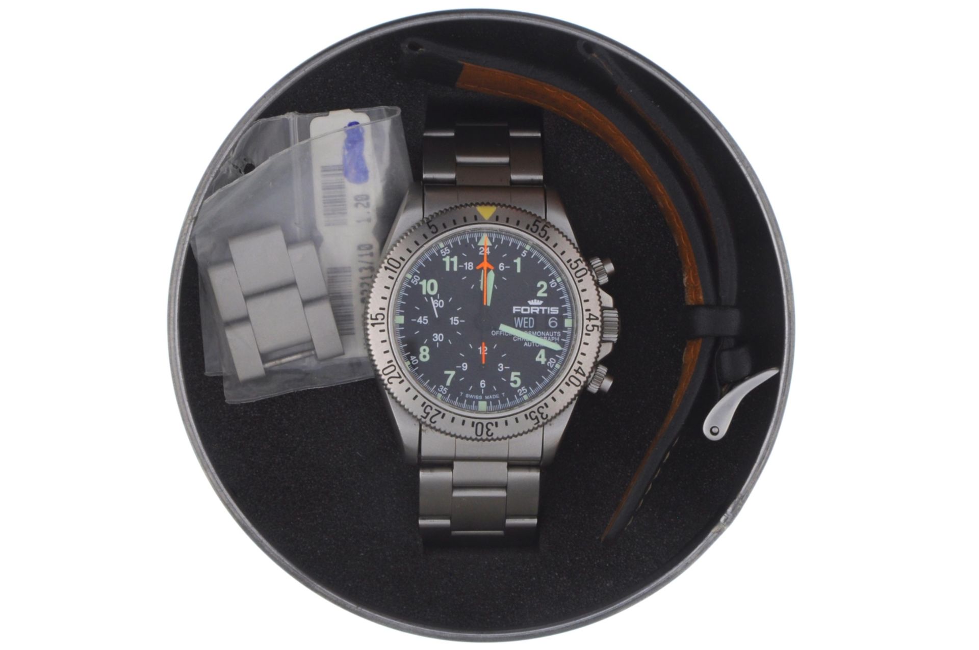 Fortis Cosmonauts chronograph gentlemen wrist watch. Ca. 38 mm, high-grade steel, automatic, Re. - Image 2 of 4