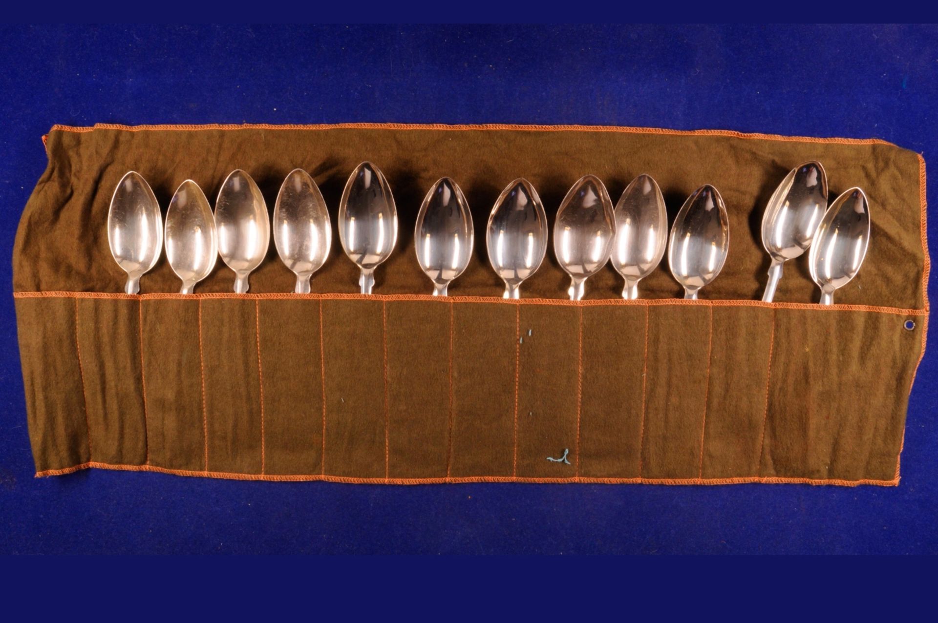 Set from 12 Art Nouveau soup spoon \\Leonhard & Fiegel\\ Germany, 800er silver with monogram,