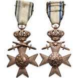 Bayern, Militär-Verdienstkreuz 3. Klasse, mit Schwertern und Krone, OEK 434, am broschierten Bandabs