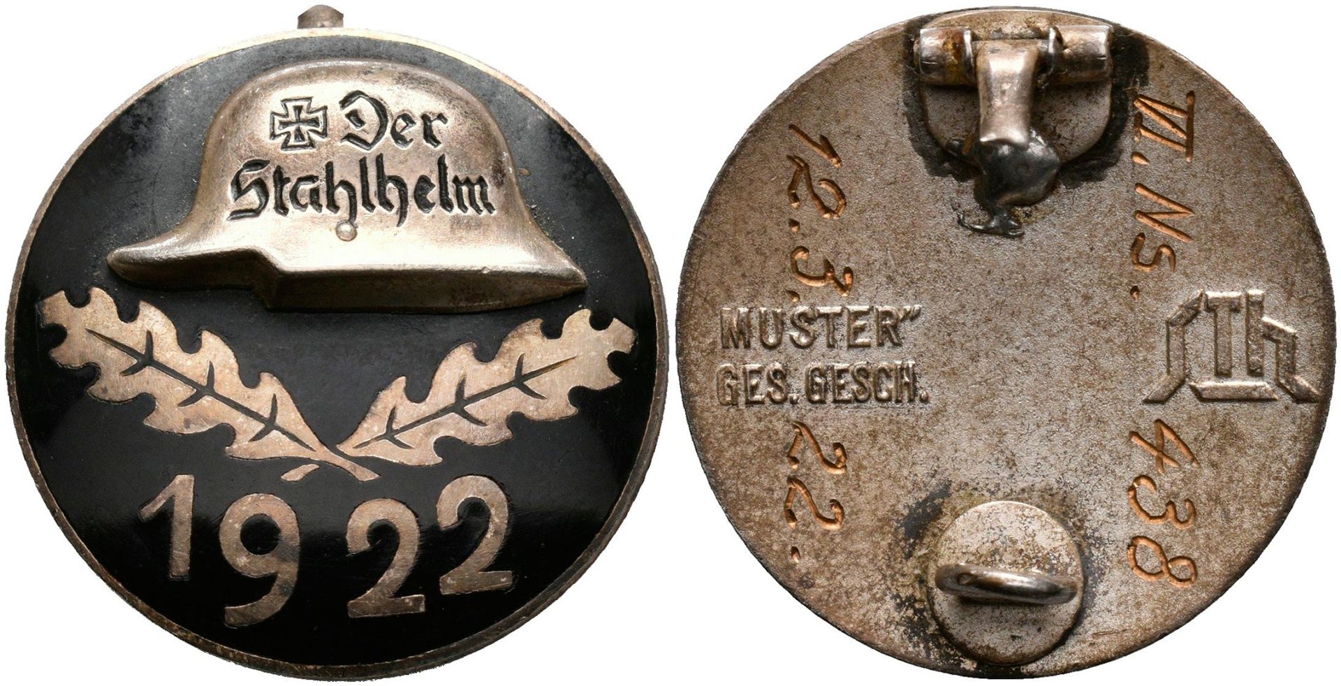 Steel helmet bund, service entry badge 1922, non-ferrous metal silver-plated, on the reverse side