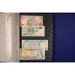 Sammlung Banknoten aus aller Welt in zwei Alben, 20. Jh. ,243 St., Argentina-Nepal und Malta-Indones
