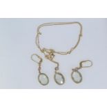 9ct gold & gem set pendant necklace & pendant earring set, necklace circumference 460mm, earrings le