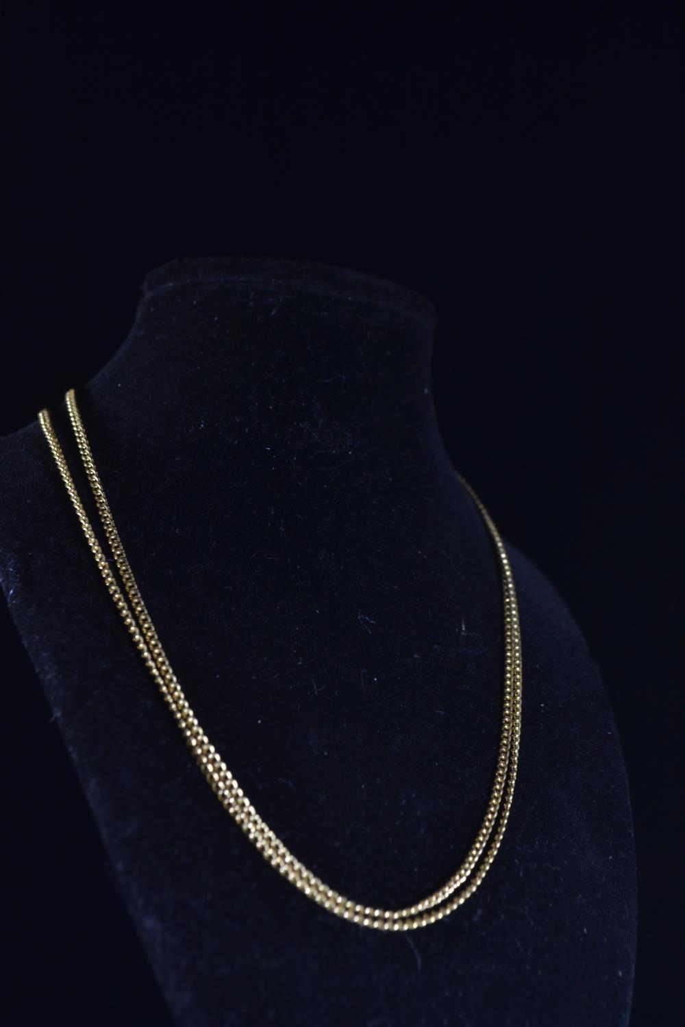 9ct gold neck chain, circumference 600mm, 4.34 grams  - Image 2 of 2