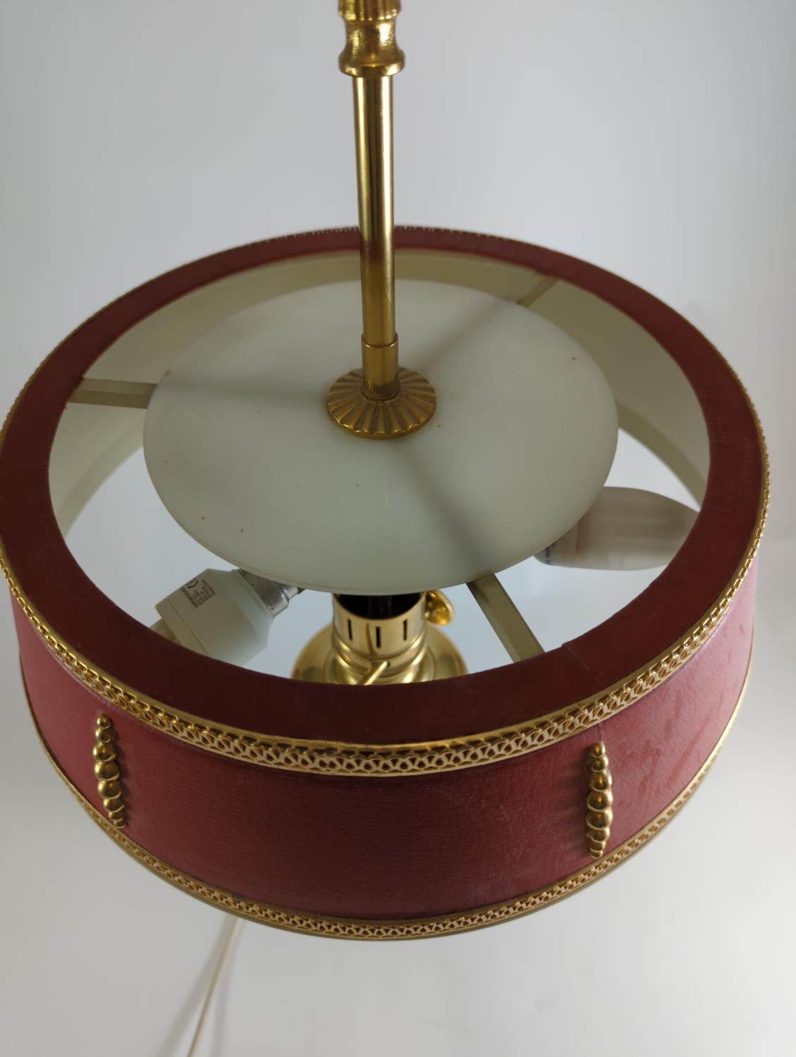 Vintage red & brass table lamp, overall height 70cm  - Image 2 of 2