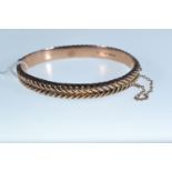 9ct gold hinged bracelet, inner width 58mm, 10.22 grams