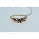 9ct gold & gem set ring, size T, 2 grams