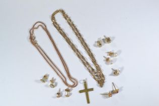 7.19 grams of 9ct gold inc. two chains, cross pendant, pair of earrings & a single earring, together