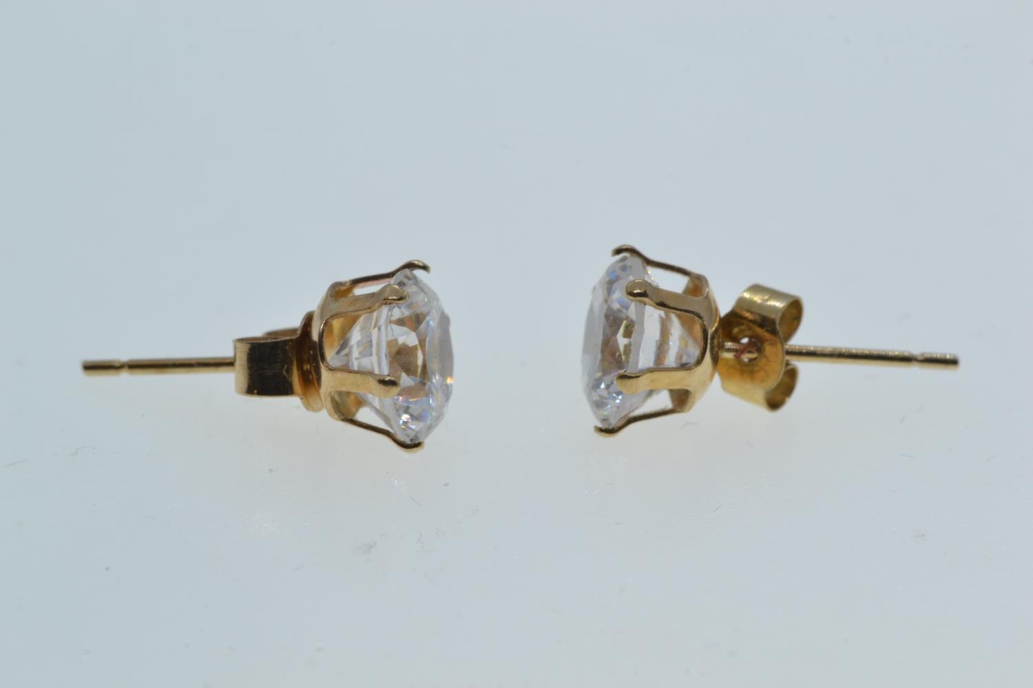 Pair of 9ct gold & white stone ear studs, gross weight 0.92 gram  - Image 2 of 3