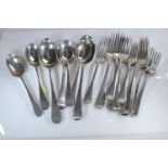 Collection of silver Old English pattern flatware, maker's B & Co. and GJDF, London 1907-1909, compr