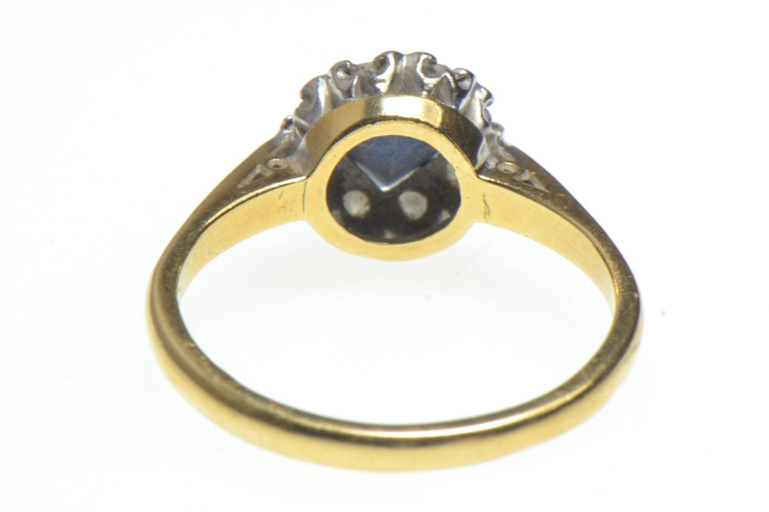 18ct gold cluster ring set with 0.4ct central sapphire & moissanite, size L, 3 grams  - Image 3 of 5