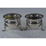 Pair of late Victorian silver salts, maker's marks rubbed, London 1899, gross weight 110 grams, lack