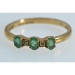 9ct gold, emerald & diamond ring, size S, 1.75 grams