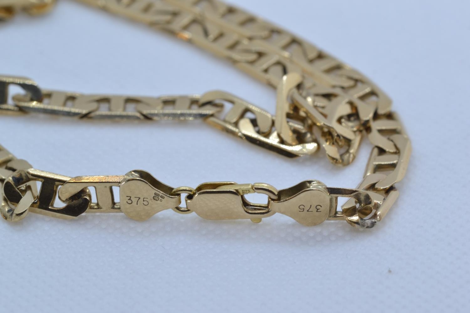 9ct gold anchor link neck chain, circumference 560mm, 36 grams  - Image 4 of 4