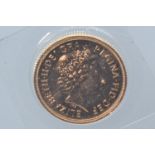 2002 Elizabeth II full sovereign, with fitted case (worn)
