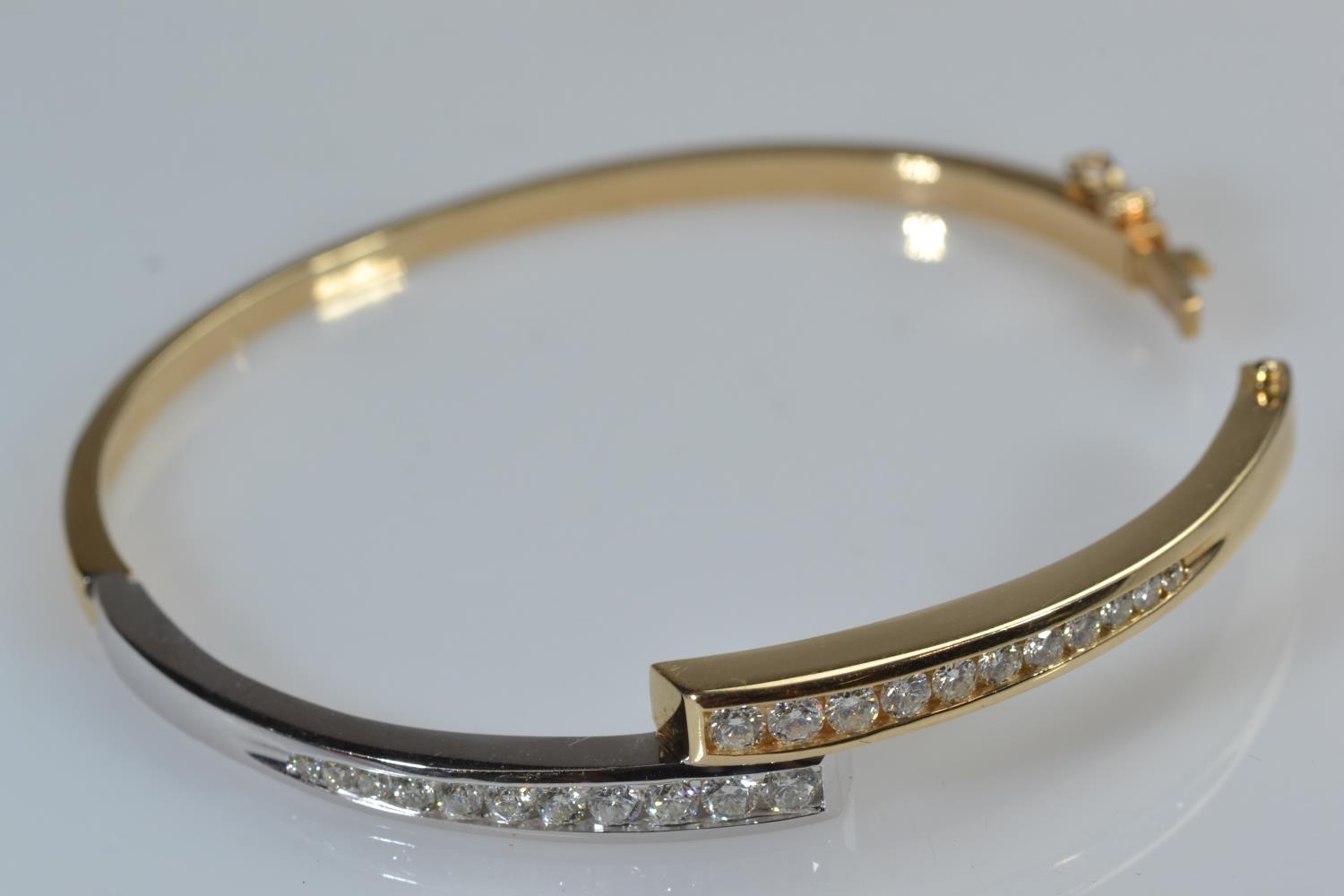 14ct bi-colour gold & diamond hinged bracelet, the diamonds together stated to weigh 1.80 carats, in - Image 3 of 4
