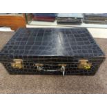 Vintage black leather suitcase (en-suite to lot 342), 54 x 36 x 17cm