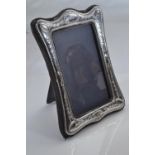 Silver photo frame, maker DP, London 1986, overall 13x18.5cm