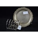 Silver Sheffield HM toast rack AF & a circular sterling silver dish, personal inscription verso, dia