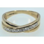 9ct gold & diamond cross over ring, size P, 2.37 grams