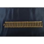 18ct gold gate link bracelet, circumference 190mm, 39 grams