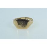 9ct gold signet ring, initialled, size approx. size S, 3.73 grams