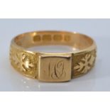 Victorian 18ct gold signet ring, size L1/2, 3.26 grams