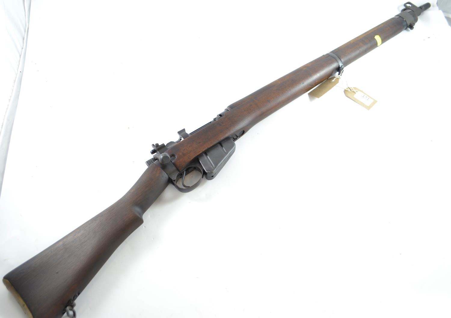 Enfield No 4 Mk 1 Long Branch 1942 Bolt action rifle with deactivation certificate Barrel length 640