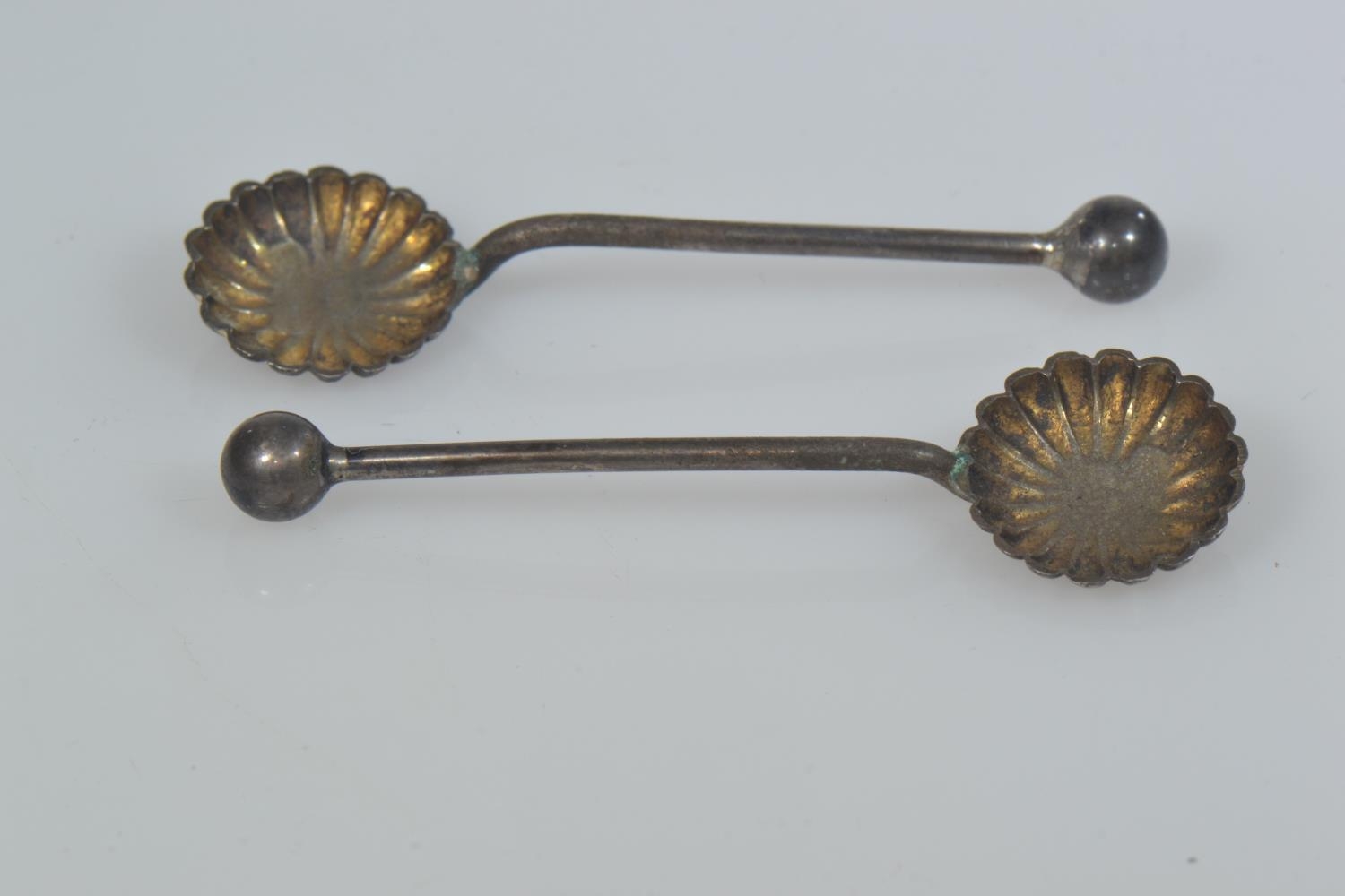 Cased pair of late Victorian silver salts & spoons, maker Thomas Hayes, Birmingham 1895, gross weigh - Image 7 of 8