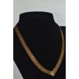 9ct gold mesh link necklace, inner circumference 410mm, 18.95 grams