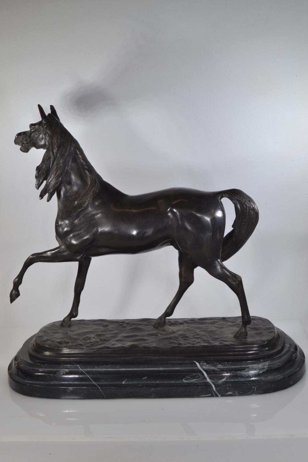 Bronze sculpture of a horse on marble plinth, signed Mene, L34 x H32cm  - Image 2 of 3