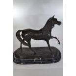 Bronze sculpture of a horse on marble plinth, signed Mene, L34 x H32cm