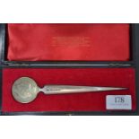 Cased Stuart Devlin for Royal Mint silver commemorative Queen's Silver Jubilee letter opener with co