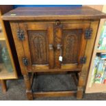 Oak Old Charm style pot cupboard, W50.5 x D32.5 x H68cm