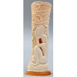 Elfenbeinvase / Ivory vase