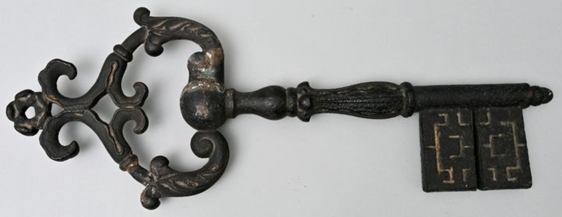 Großer gusseiserner Schlüssel/ large iron key