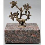 Briefbeschwerer Hirsch / Paper weight with a stag