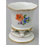 Füßchenvase Meissen/ small vase