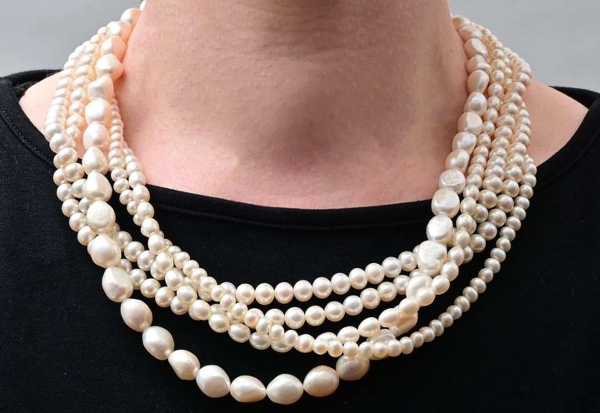 Perlencollier/ pearl necklace