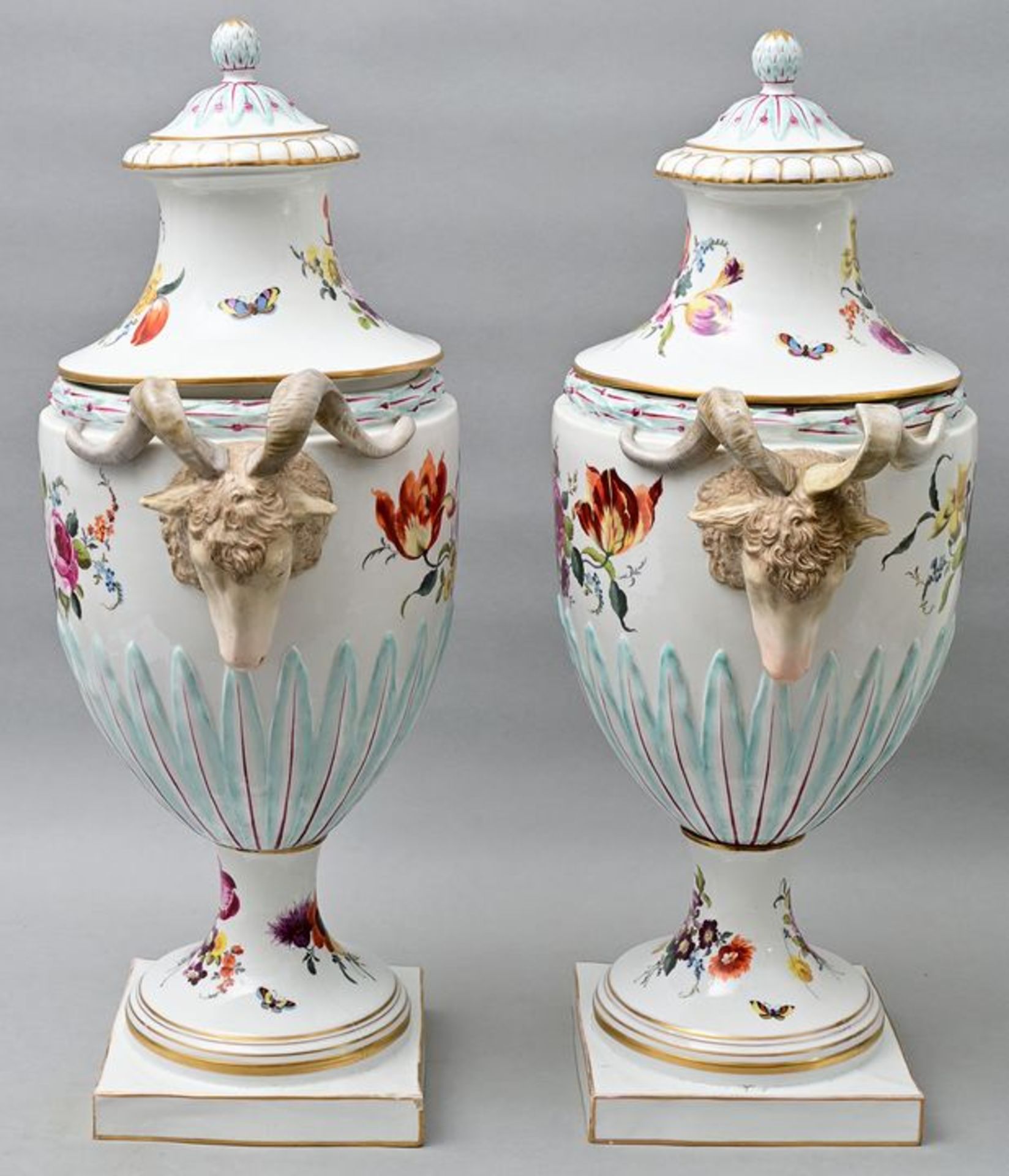 Paar Prunkvasen Fürstenberg/ a pair of large vases - Bild 3 aus 8