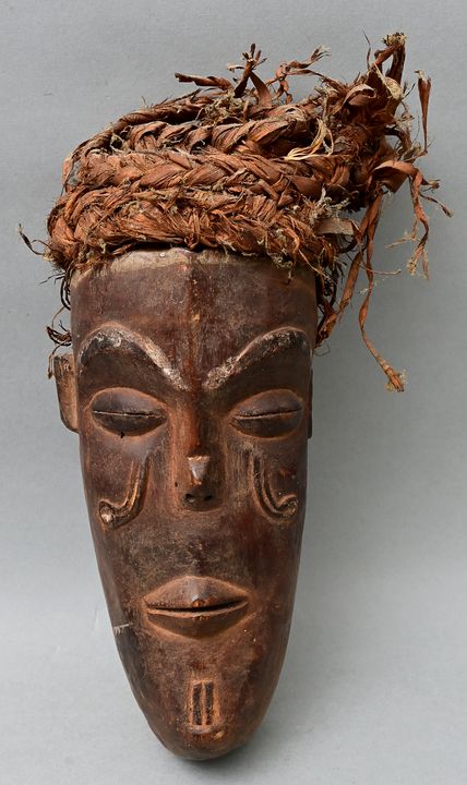 Mwana pwo-Maske / Mwana pwo mask