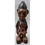 Weibliche Statuette Yoruba/ Yoruba statuette