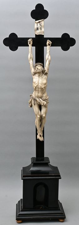 Elfenbein-Kruzifix/ ivory crucifix