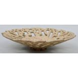 Durchbrochene Schale/ bowl with openwork