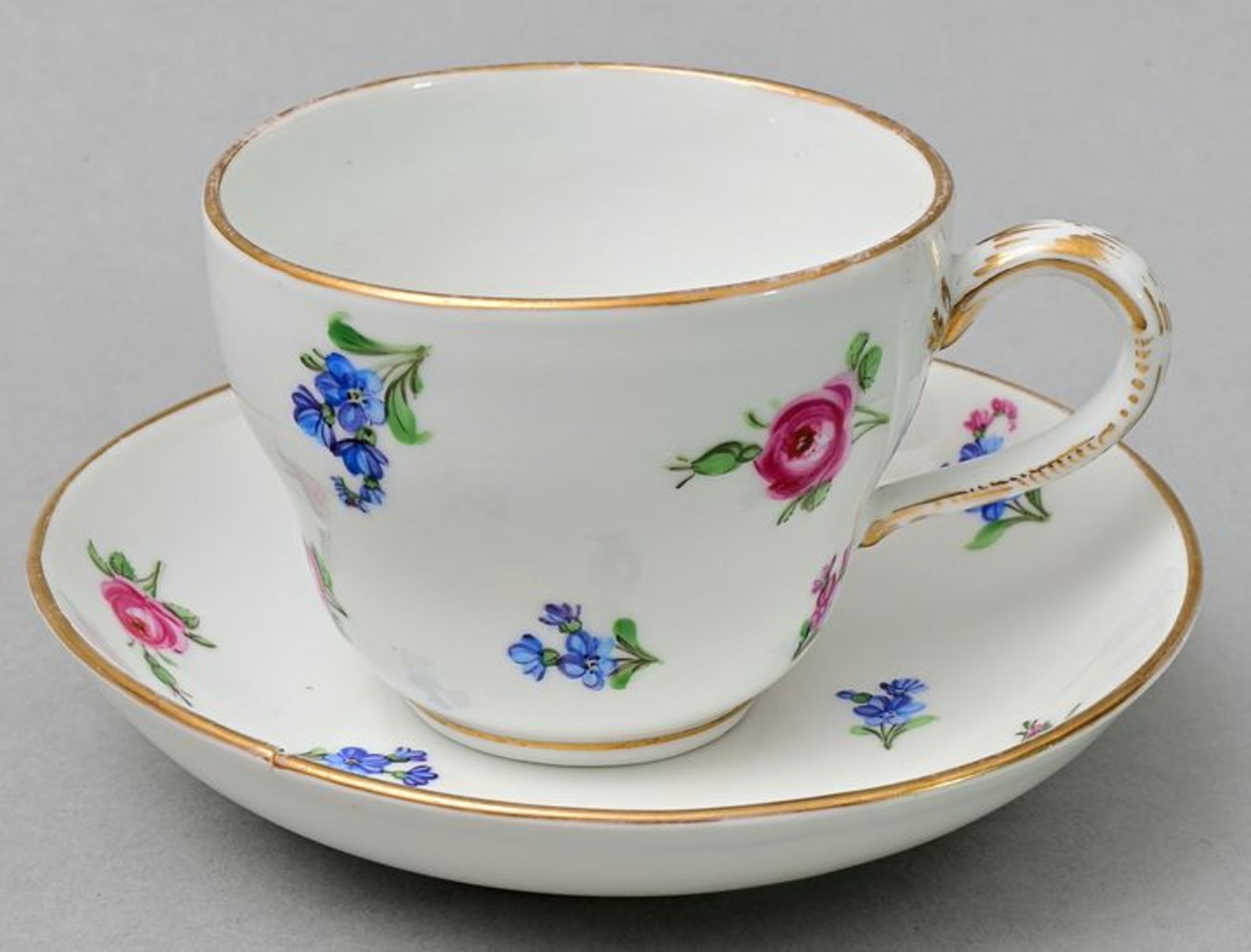 Tasse mit Untertasse/ cup with saucer