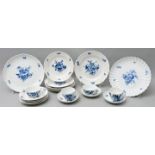 Posten Porzellangeschirr/ items of porcelain dishes