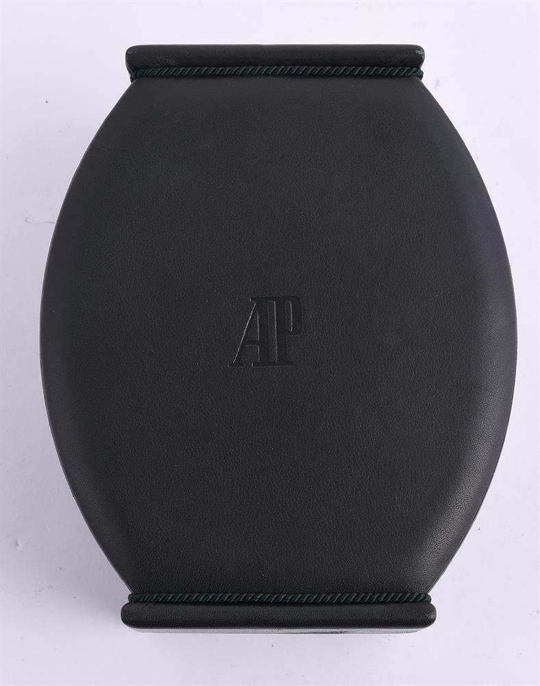 AUDEMARS PIGUET, A GREEN LEATHER BOX FOR A CARNEGIE - Image 2 of 3