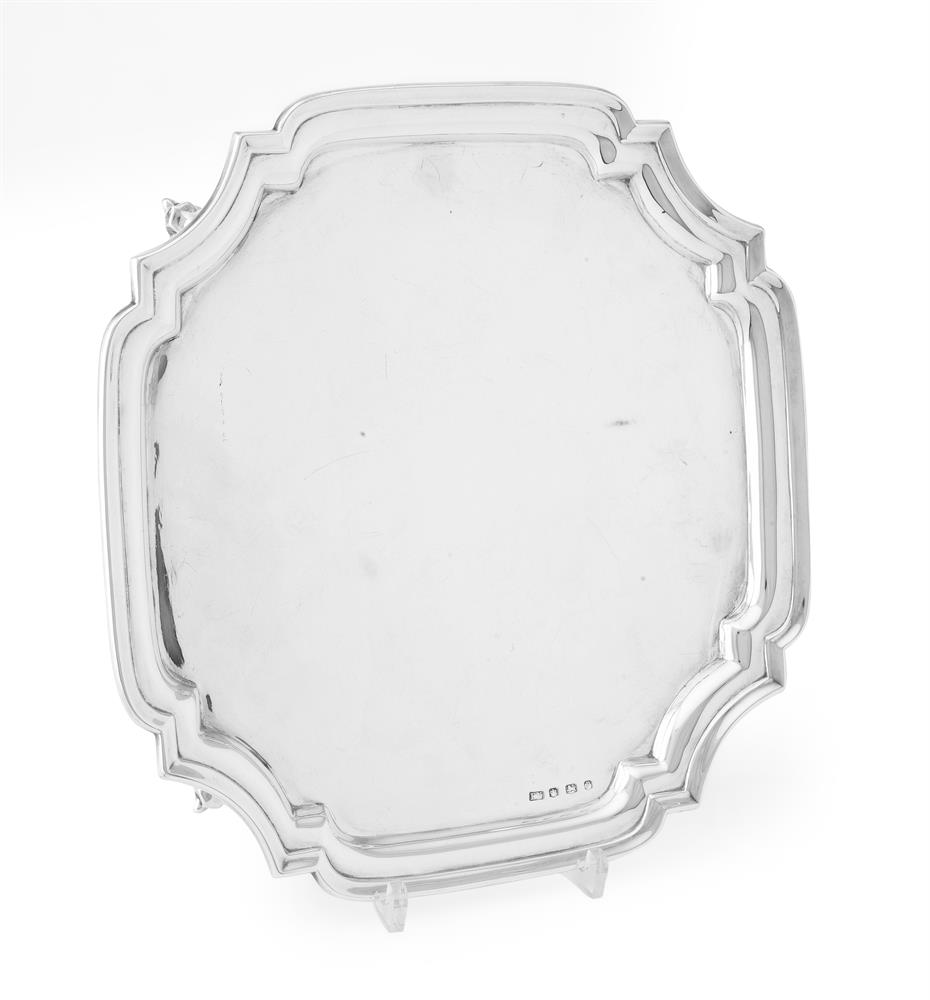 A SILVER SHAPED SQUARE SALVER, VINERS LTD