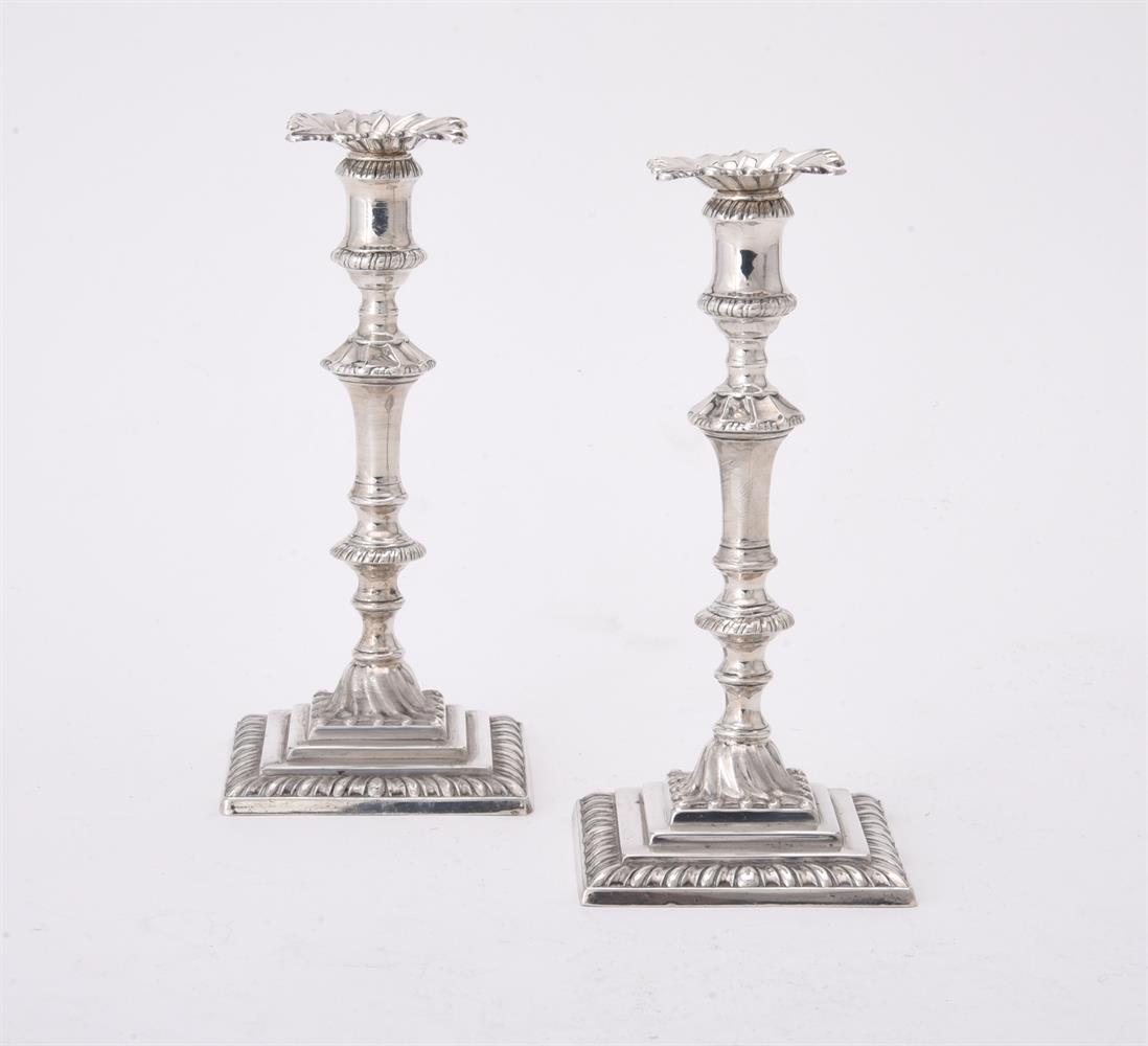 A PAIR OF SILVER TAPERSTICKS IN MID GEORGIAN STYLE WALKER & HALL - Image 2 of 2